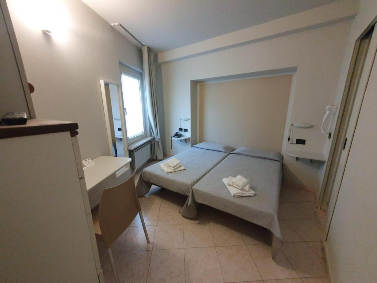 Hotel Cumili Capo di Ponte 外观 照片