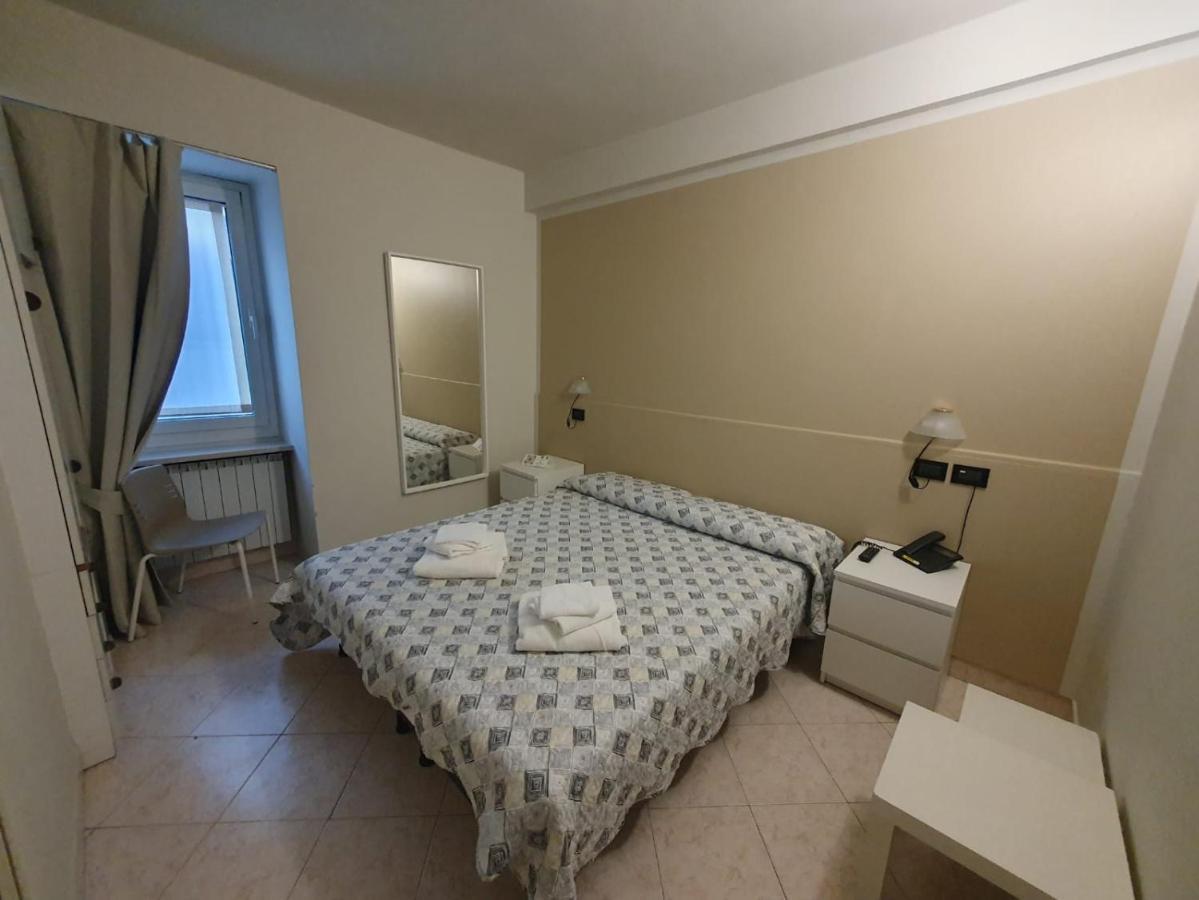 Hotel Cumili Capo di Ponte 外观 照片