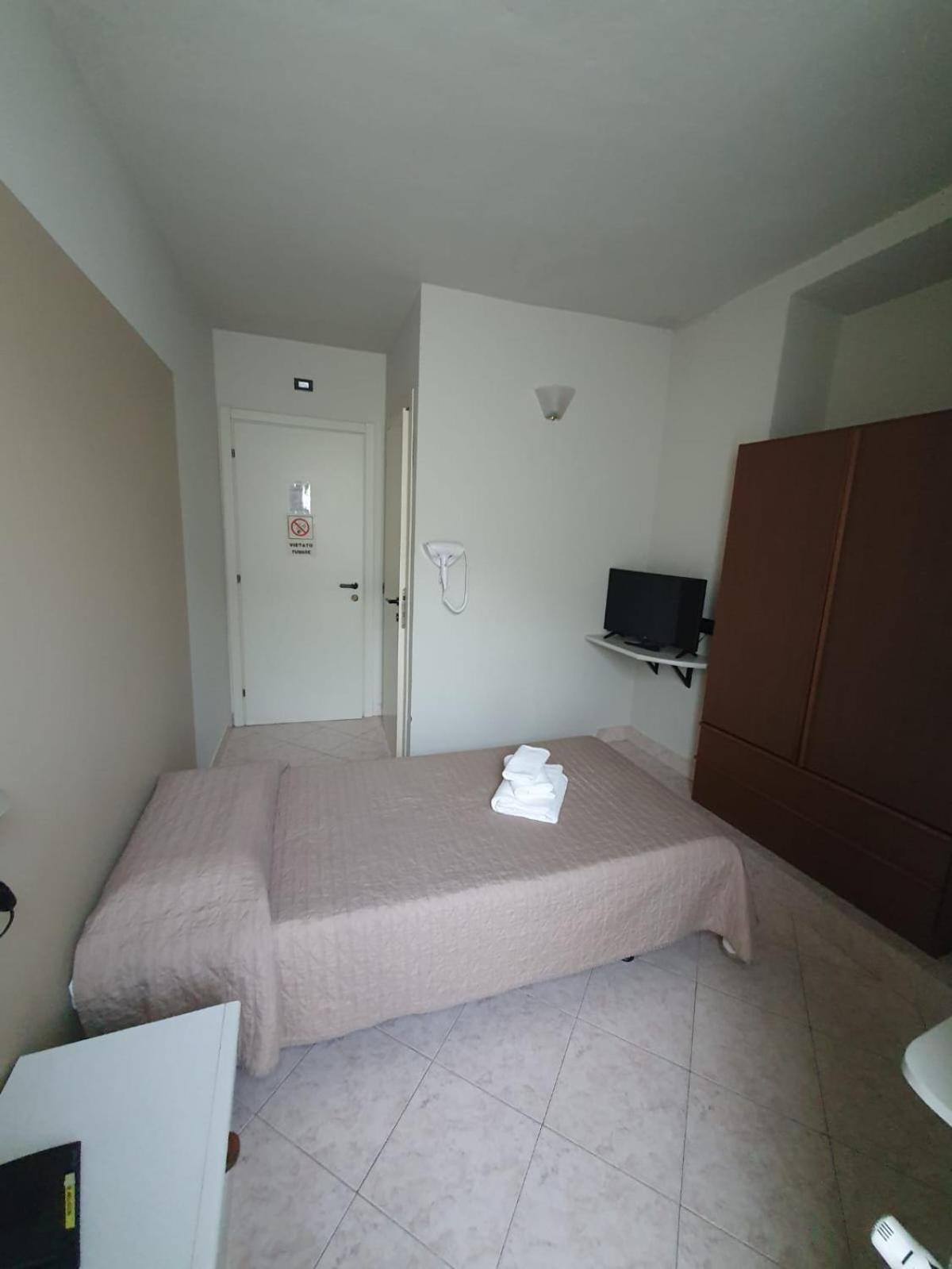 Hotel Cumili Capo di Ponte 外观 照片