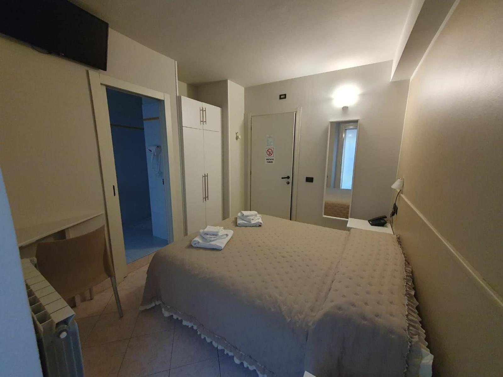 Hotel Cumili Capo di Ponte 外观 照片